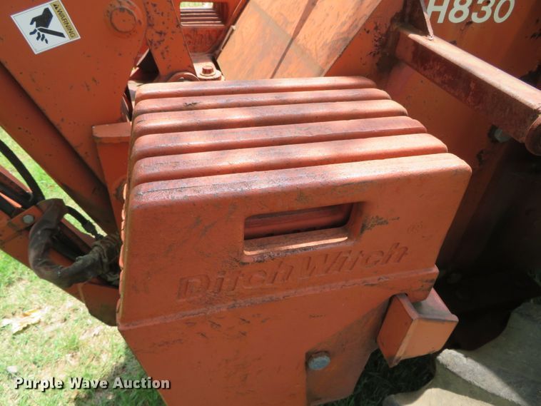image for item DN5961 1994 Ditch Witch 8020  cable plow