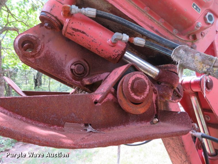 image for item DN5961 1994 Ditch Witch 8020  cable plow