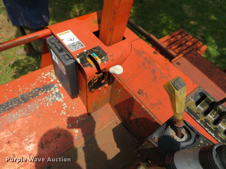 image for item DN5961 1994 Ditch Witch 8020  cable plow