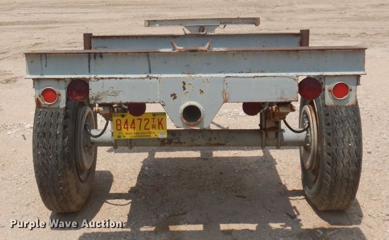 image for item ED9804 1989  shop built pipe trailer