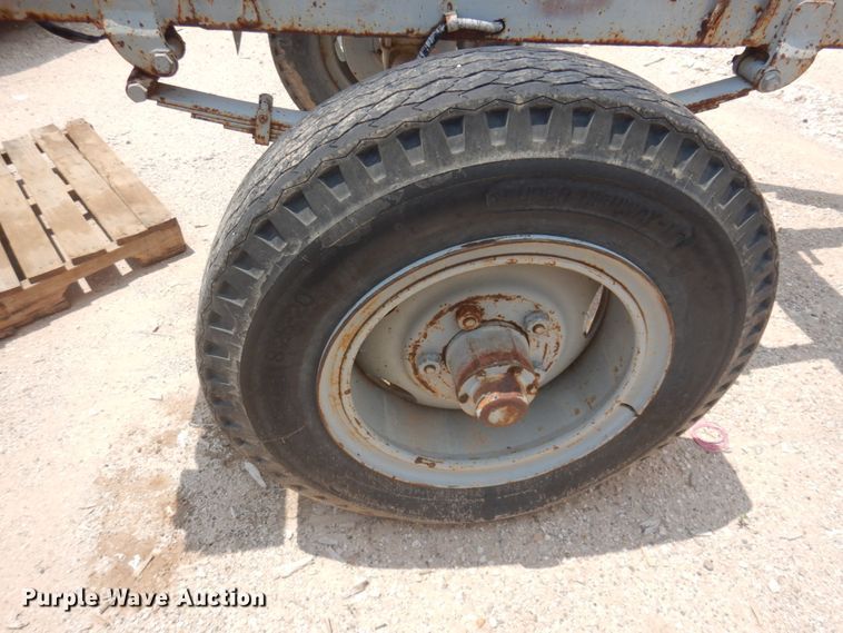 image for item ED9804 1989  shop built pipe trailer