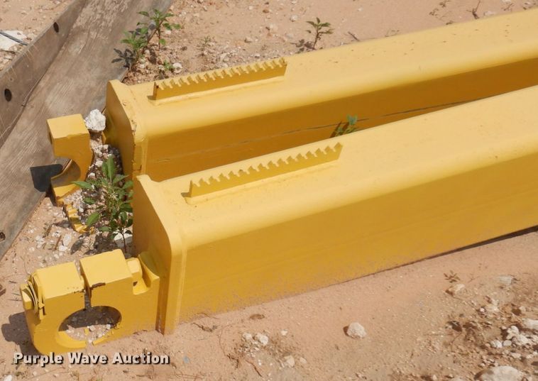 image for item ED9806 John Deere  10'4"W semi-u dozer blade