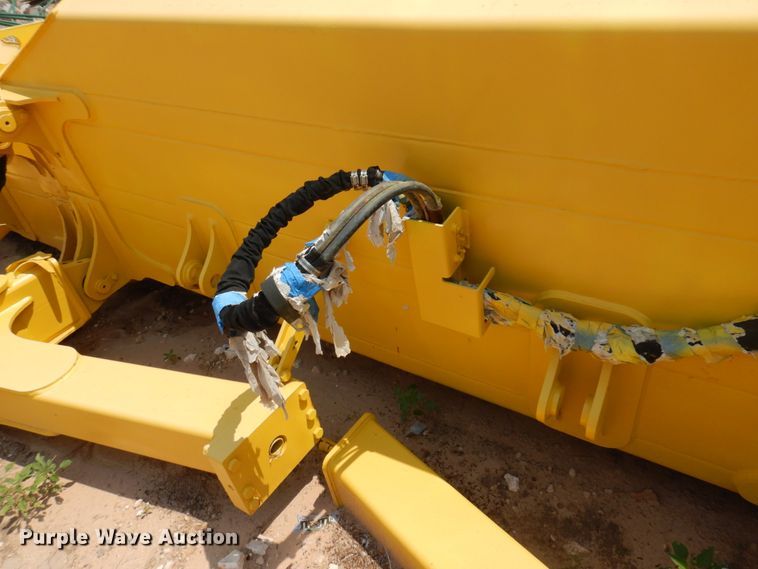 image for item ED9806 John Deere  10'4"W semi-u dozer blade