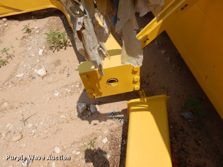 image for item ED9806 John Deere  10'4"W semi-u dozer blade