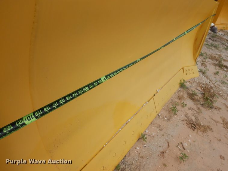 image for item ED9807 John Deere  10'4"W semi-u dozer blade