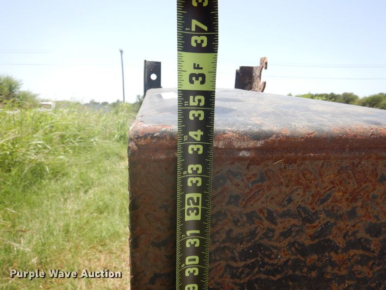 image for item ED9819 Metal hydraulic tank