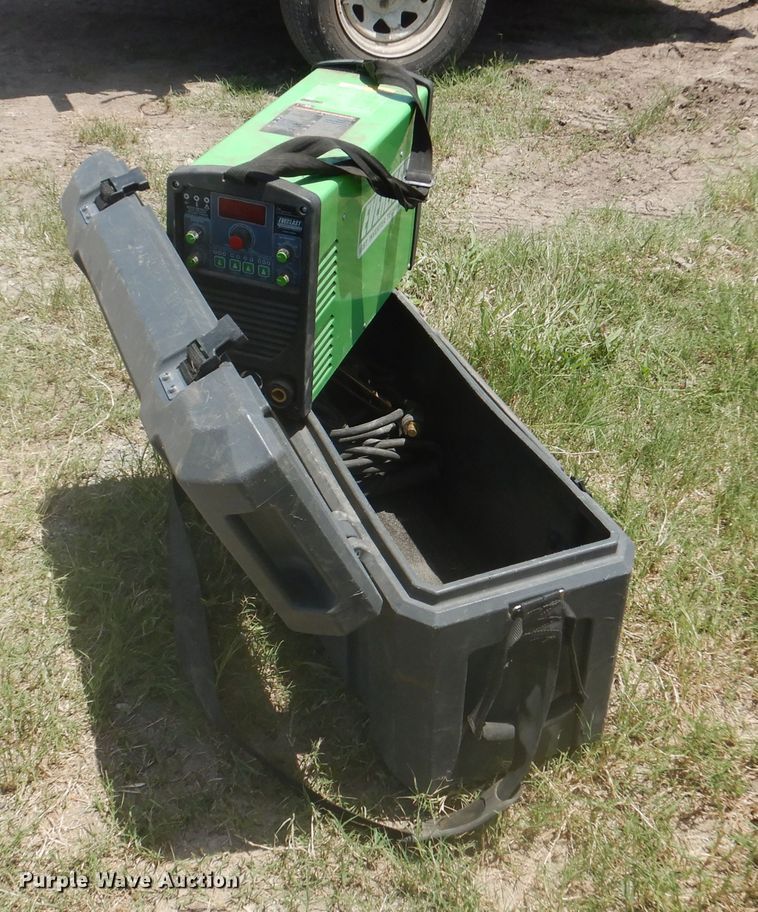 image for item ED9820 Everlast PowerTig 185DV  welder