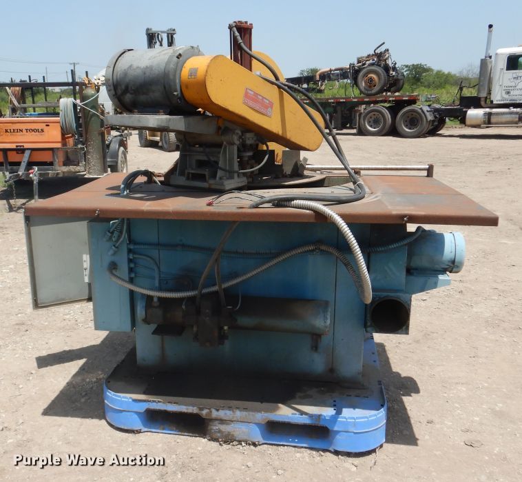 image for item ED9821 Everett Industries 20D22  cutoff saw