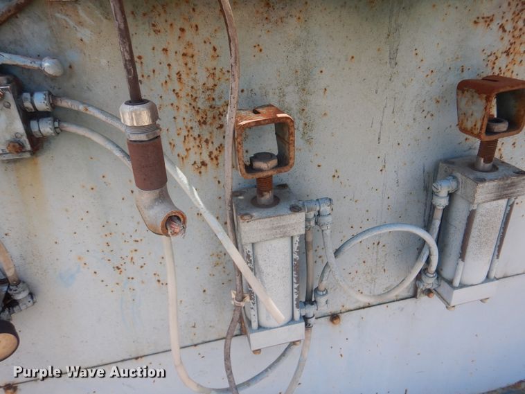 image for item ED9821 Everett Industries 20D22  cutoff saw