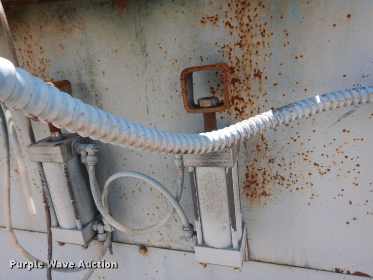 image for item ED9821 Everett Industries 20D22  cutoff saw