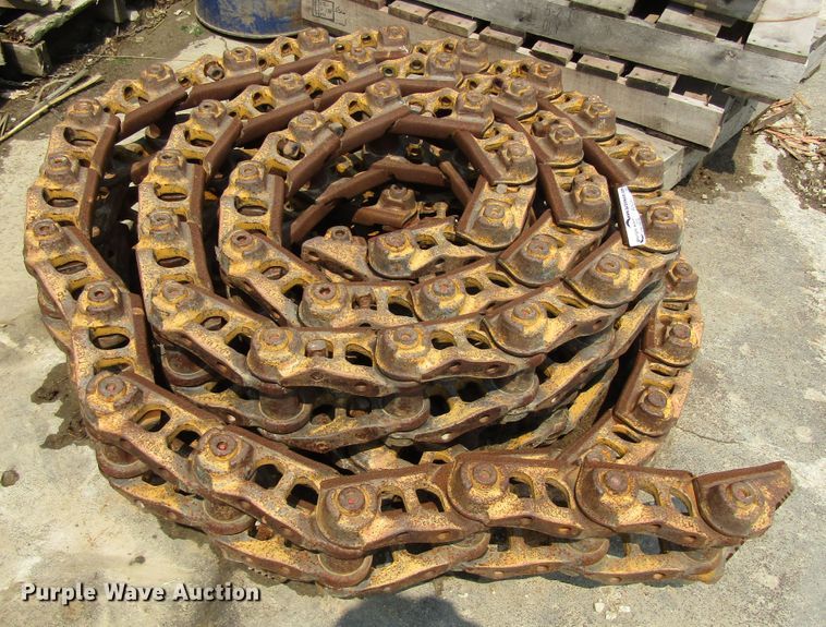 image for item EV9283 Caterpillar D4H dozer undercarriage parts