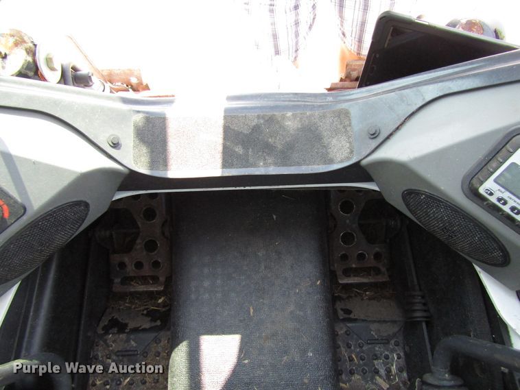 image for item EV9287 2017 Bobcat S650  skid steer loader