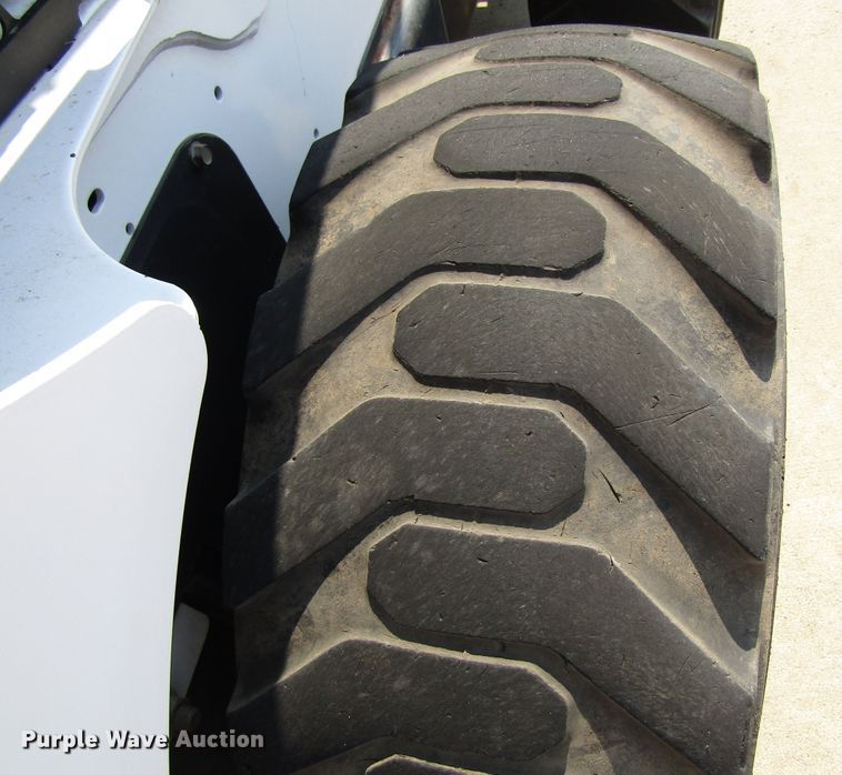 image for item EV9287 2017 Bobcat S650  skid steer loader