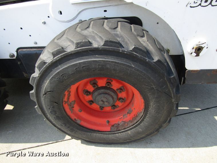 image for item EV9287 2017 Bobcat S650  skid steer loader