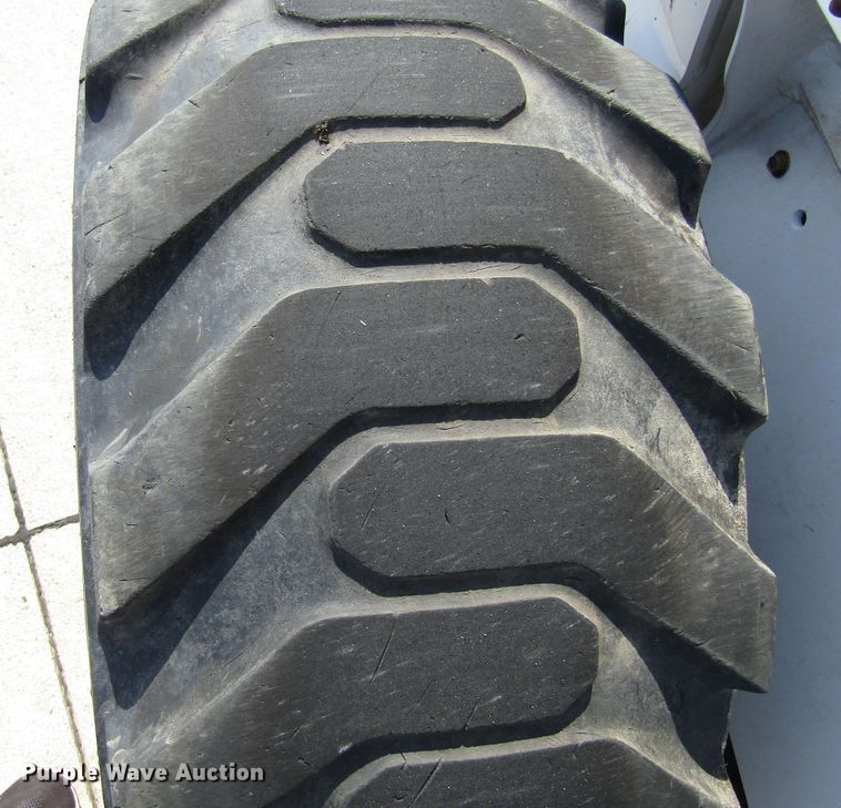 image for item EV9287 2017 Bobcat S650  skid steer loader