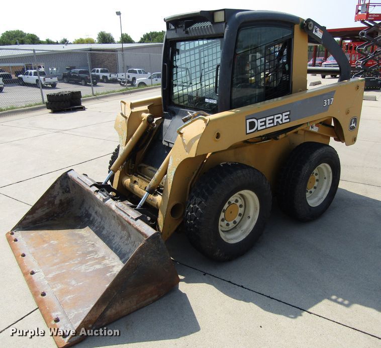 image for item EV9288 2008 John Deere 317  skid steer loader