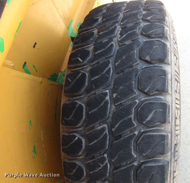 image for item EV9288 2008 John Deere 317  skid steer loader