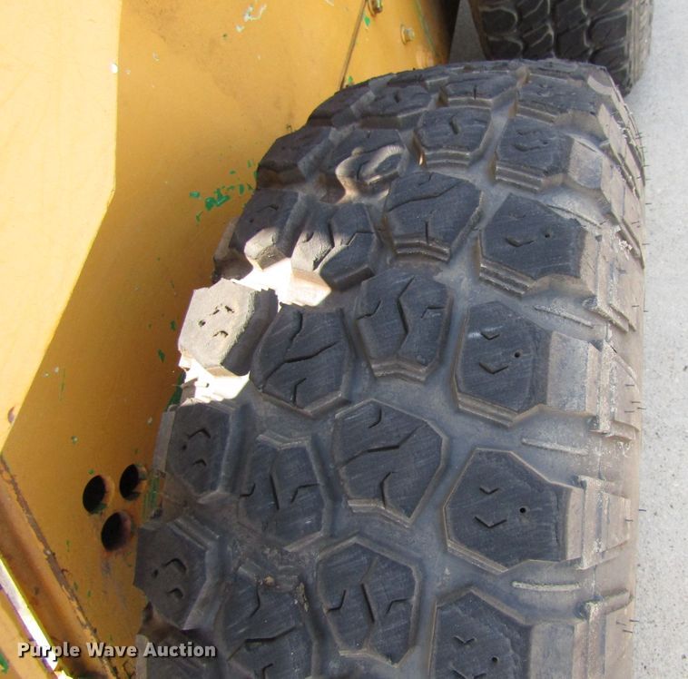 image for item EV9288 2008 John Deere 317  skid steer loader