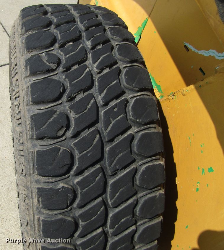 image for item EV9288 2008 John Deere 317  skid steer loader