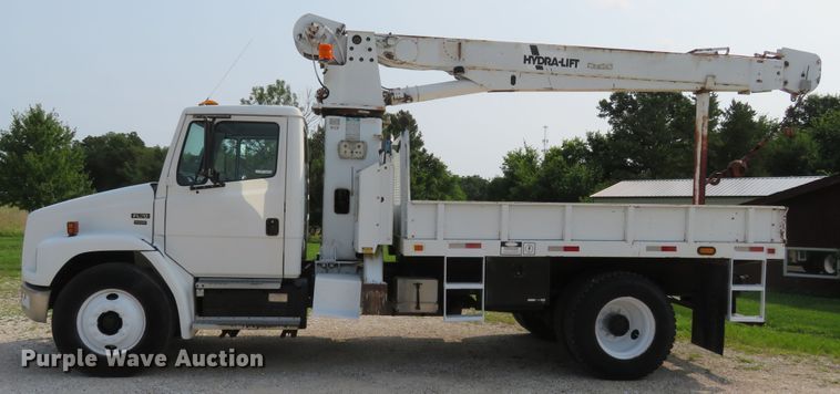 image for item FP9340 2002 Freightliner FL70  crane truck