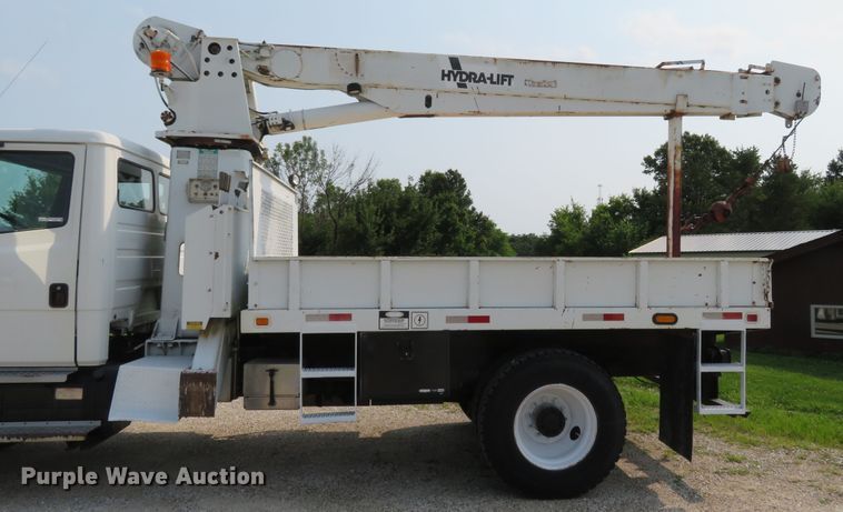 image for item FP9340 2002 Freightliner FL70  crane truck