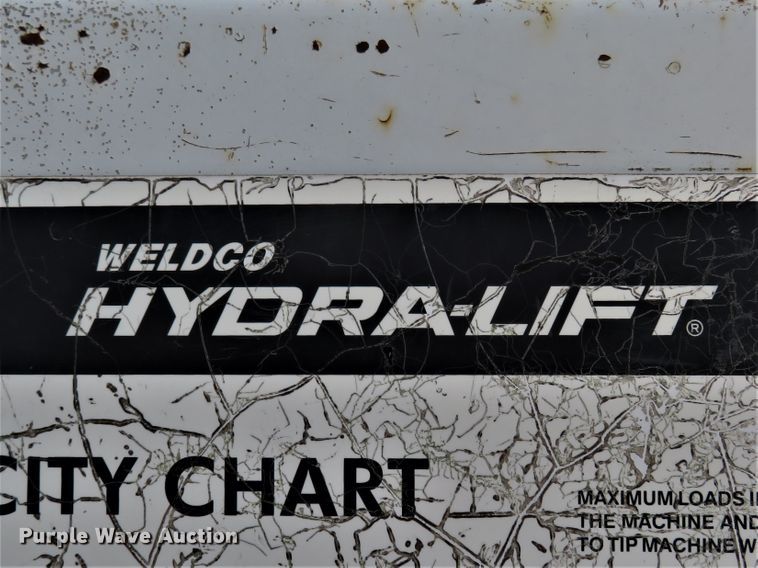 image for item FP9340 2002 Freightliner FL70  crane truck