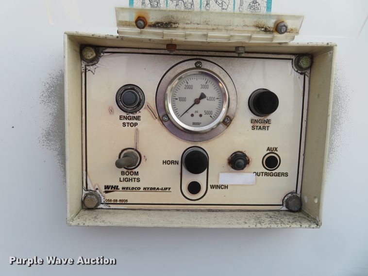 image for item FP9340 2002 Freightliner FL70  crane truck