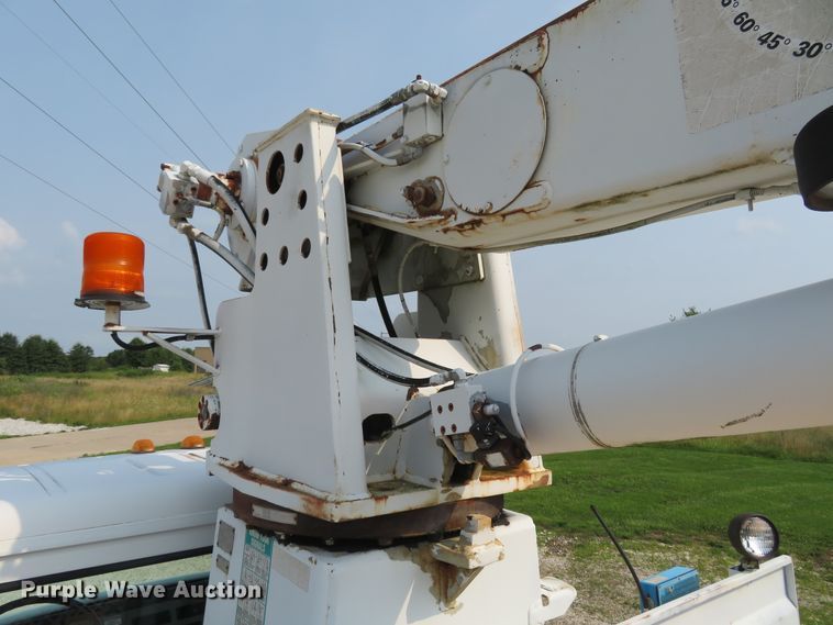 image for item FP9340 2002 Freightliner FL70  crane truck