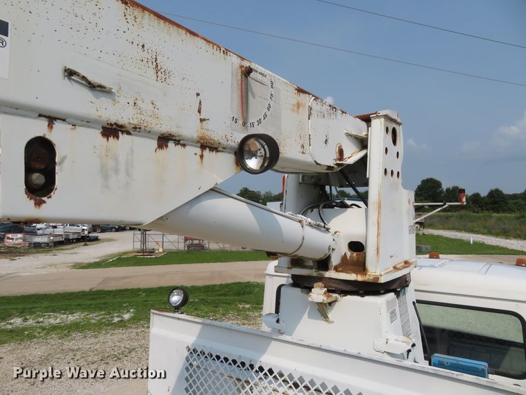 image for item FP9340 2002 Freightliner FL70  crane truck