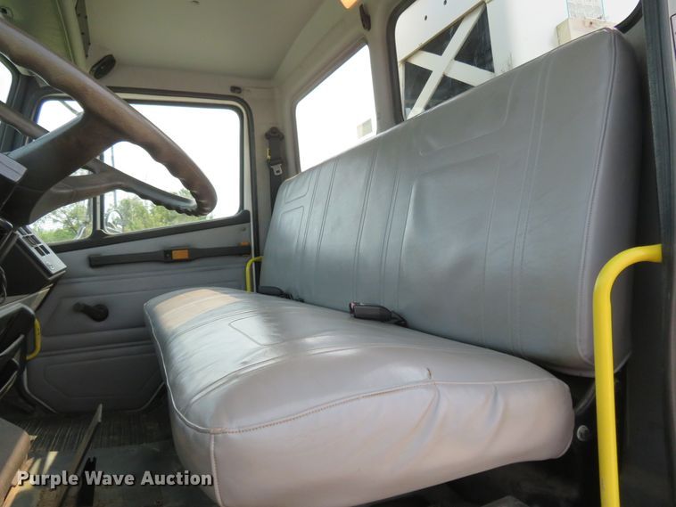 image for item FP9340 2002 Freightliner FL70  crane truck