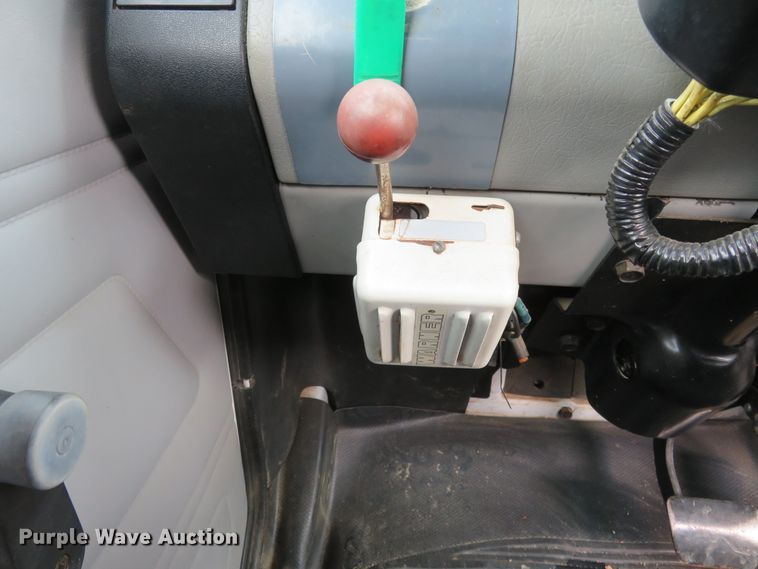 image for item FP9340 2002 Freightliner FL70  crane truck