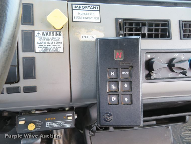 image for item FP9340 2002 Freightliner FL70  crane truck