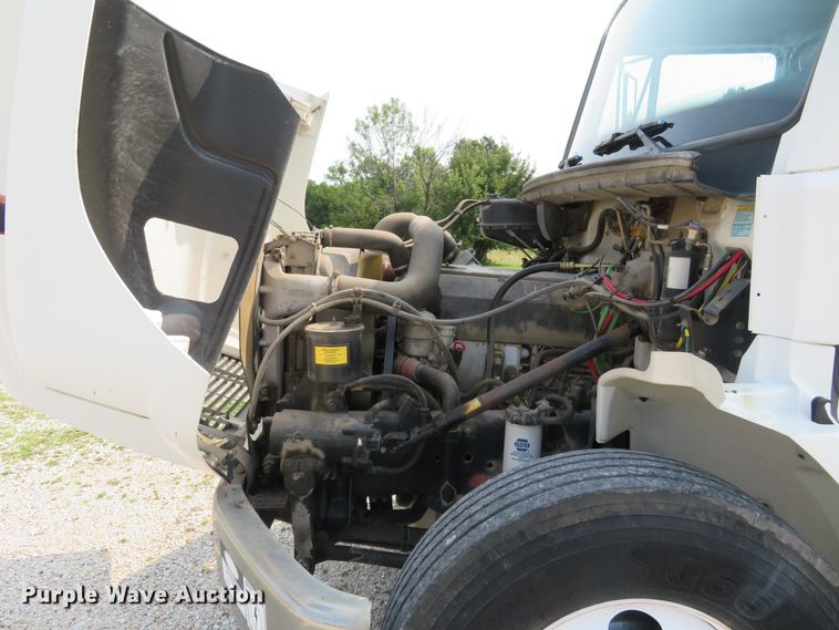 image for item FP9340 2002 Freightliner FL70  crane truck