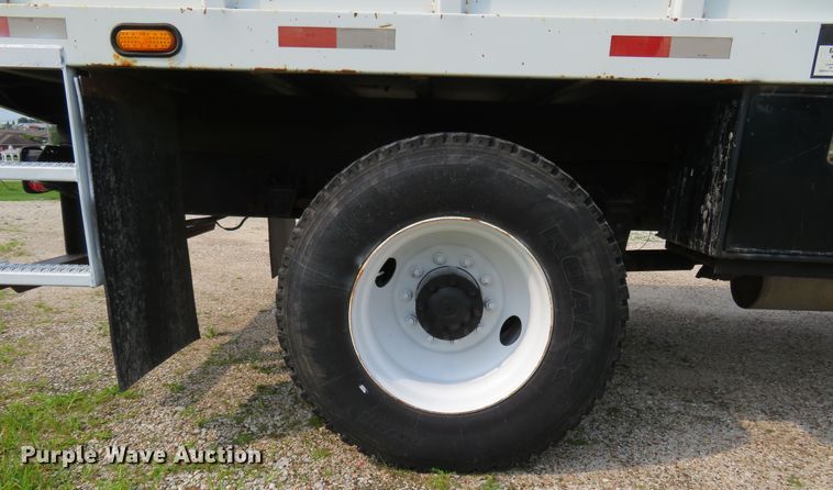 image for item FP9340 2002 Freightliner FL70  crane truck