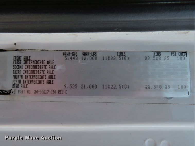 image for item FP9340 2002 Freightliner FL70  crane truck