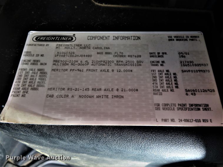 image for item FP9340 2002 Freightliner FL70  crane truck