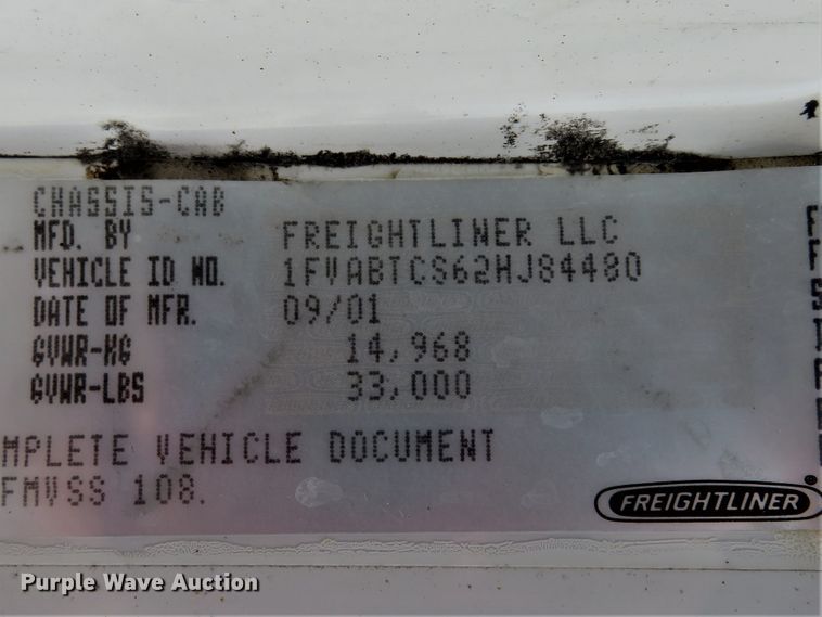 image for item FP9340 2002 Freightliner FL70  crane truck