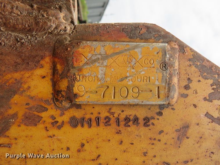 image for item FP9351 2012 Ditch Witch RT115 Quad  cable plow