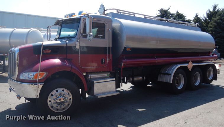 image for item HD9115 2007 Peterbilt PB340  tank truck