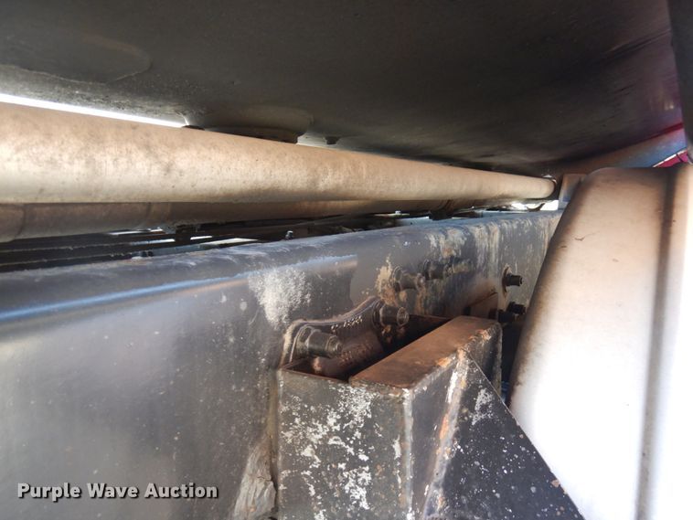 image for item HD9115 2007 Peterbilt PB340  tank truck