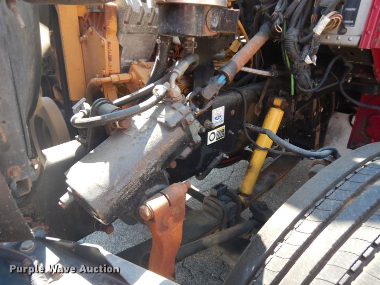 image for item HD9115 2007 Peterbilt PB340  tank truck