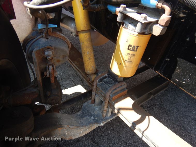 image for item HD9115 2007 Peterbilt PB340  tank truck