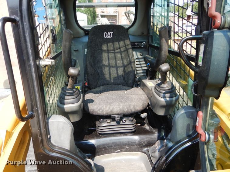 image for item HF9225 2014 Caterpillar 289D  tracked skid steer loader