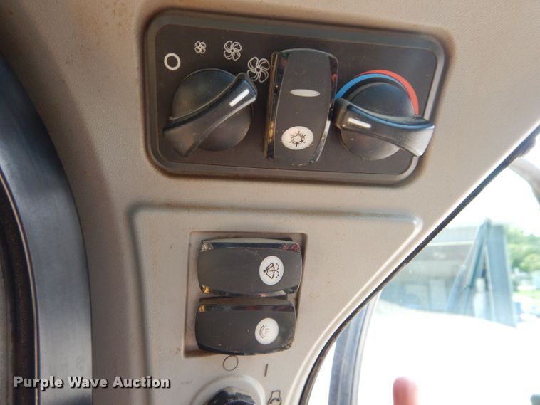 image for item HF9225 2014 Caterpillar 289D  tracked skid steer loader