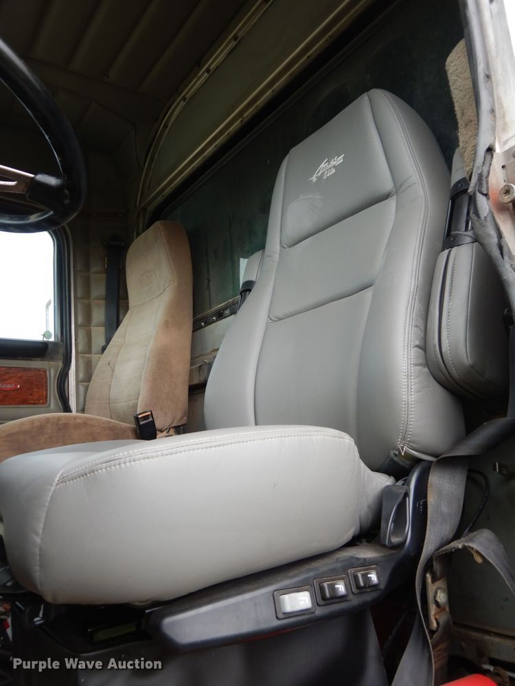 image for item HP9647 1998 Peterbilt 379  dump truck