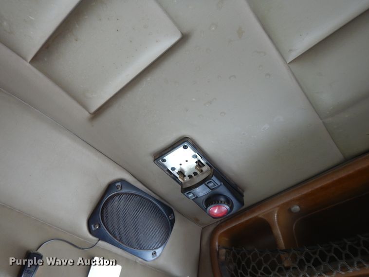 image for item HP9647 1998 Peterbilt 379  dump truck