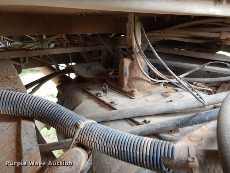 image for item HP9647 1998 Peterbilt 379  dump truck