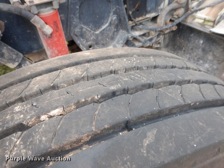 image for item HP9647 1998 Peterbilt 379  dump truck