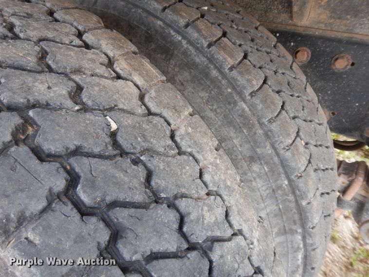 image for item HP9647 1998 Peterbilt 379  dump truck