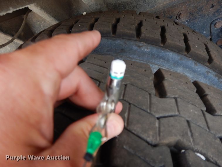 image for item HP9647 1998 Peterbilt 379  dump truck